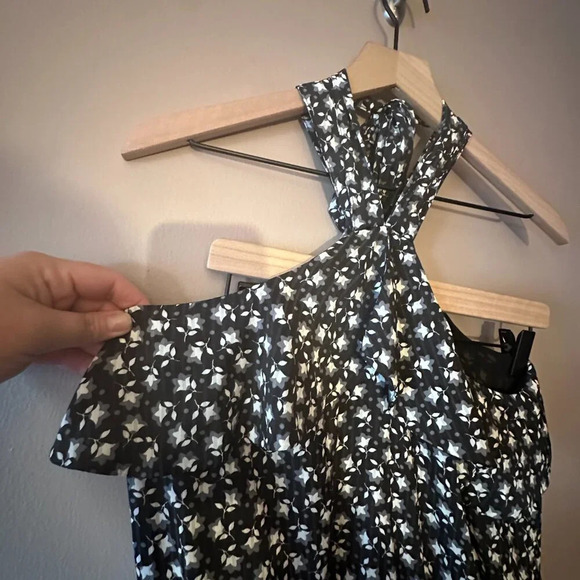 Women's Petite SP NWT Loft Bluebell Flounce Halter Romper Black Floral Print - Picture 5 of 11